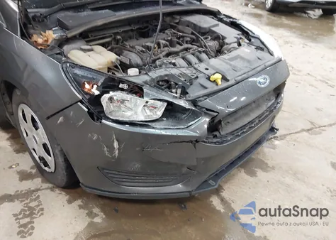 2016 Ford Focus S from USA, damaged, VIN 1FADP3E2XGL235755